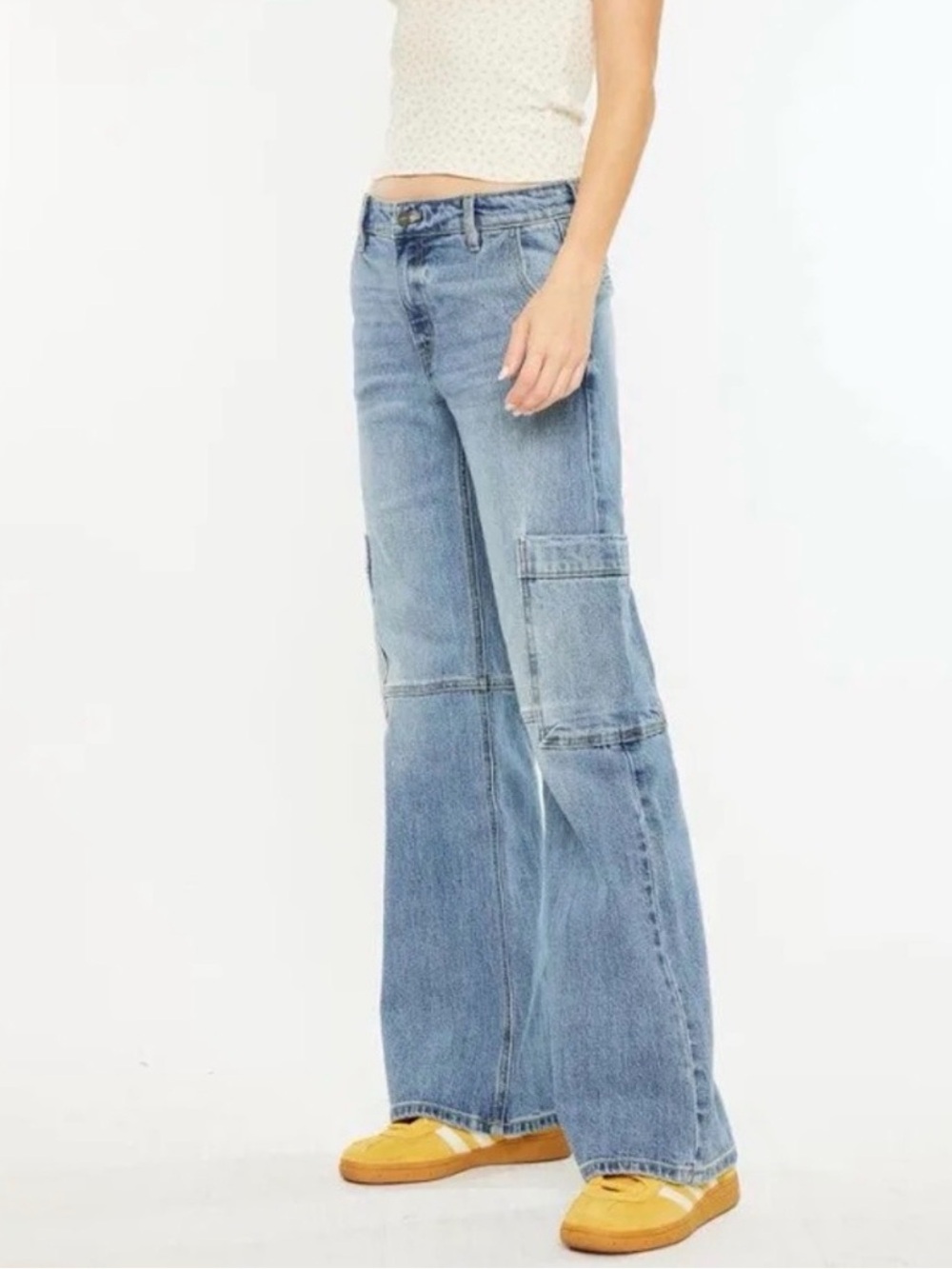 Light Blue Wide-Leg Cargo Jeans - Women